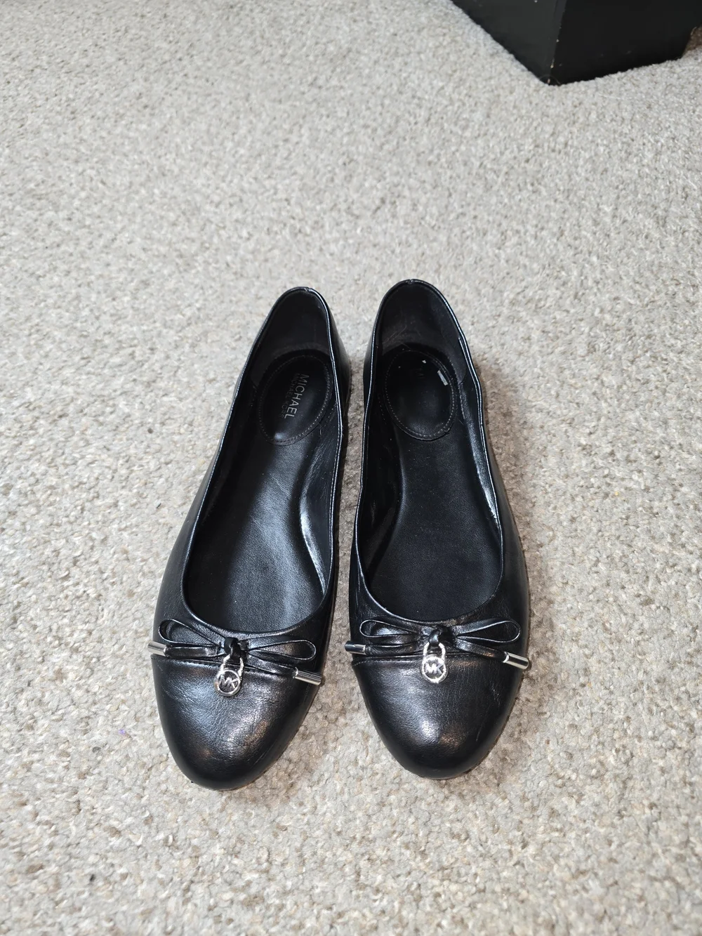 MICHAEL Michael Kors classic black